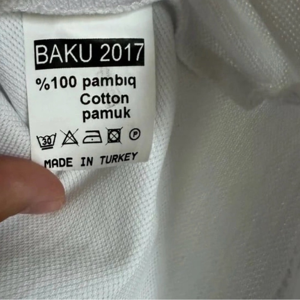 Baku 2017 White Polo Shirt. - Picture 5 of 6